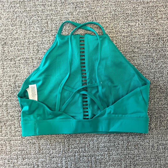 Nike Sports Bra - Picture 2 of 4